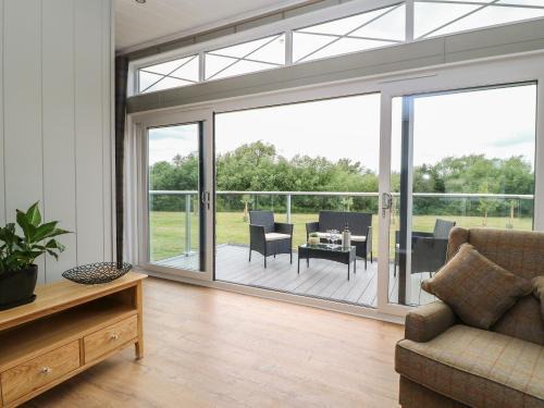 Newark House | Holly Lodge