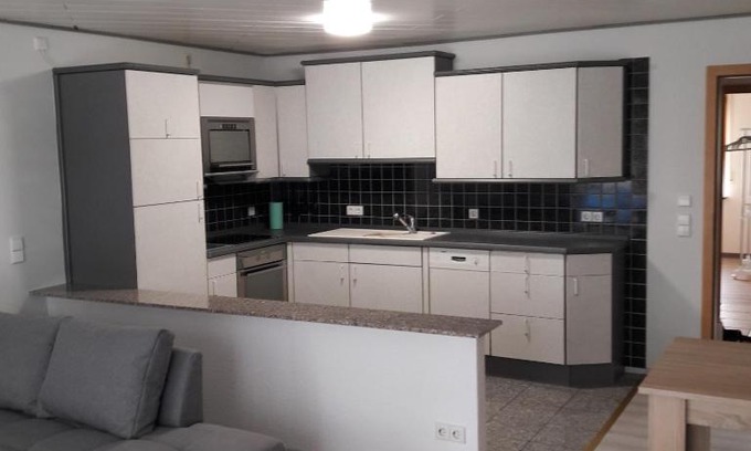 Eberstadt Apartment | holydayhome FeWo Schwarz