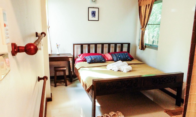 Chiang Mai House | Hom Kamhin - A Local homestay in Chiangmai
