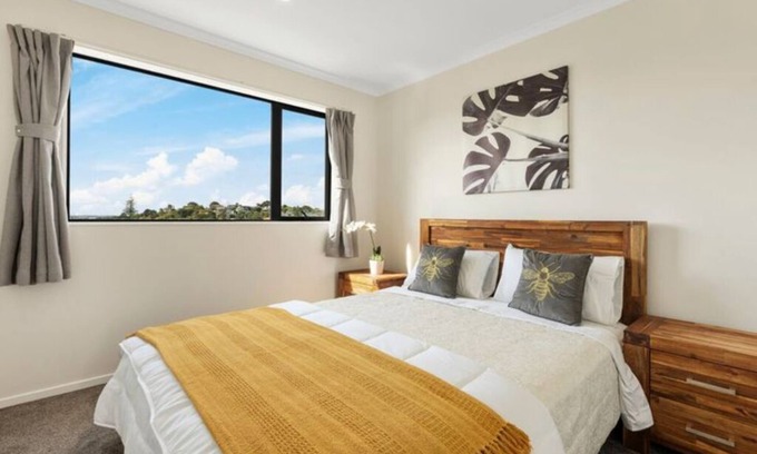 Hillsborough House | Home Away From Home - 10 min drive to Go Media Stadium(formally Mt Smart)