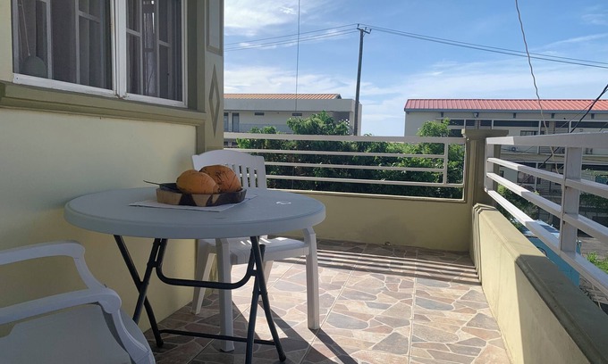 Roseau Apartment | Home away from homenModern Cozy 2 bedroom apartment with WiFi and AC in Roseau.