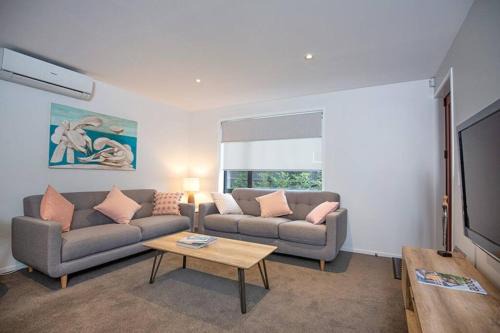 Edgeware Apartment | Home from home Central City Apartment