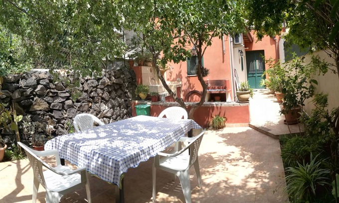 San Giovanni la Punta House | Home & Garden