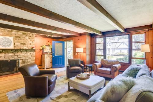 Saunderstown House | Home in Narragansett with Beach Access!