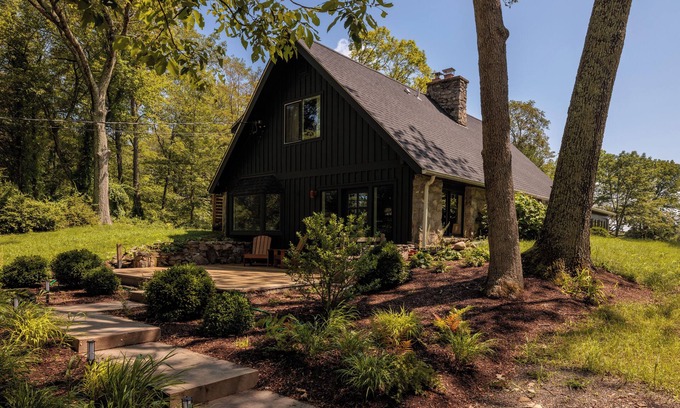 Rhinebeck House | Home in Rhinebeck w/sauna and hot tub on 50 acres