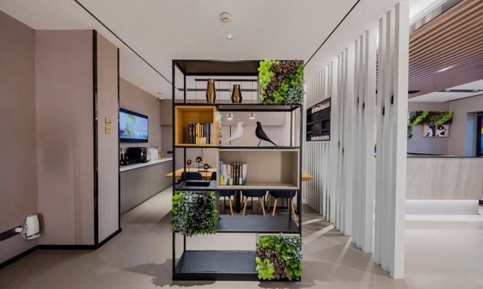 Lujiazui Hotel | Home Inn Oriental Pearl Pucheng Road