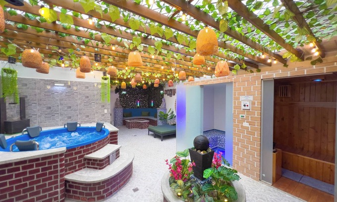 Cali House | Home near Chipichape Jacuzzi.Sauna.Turkish bath