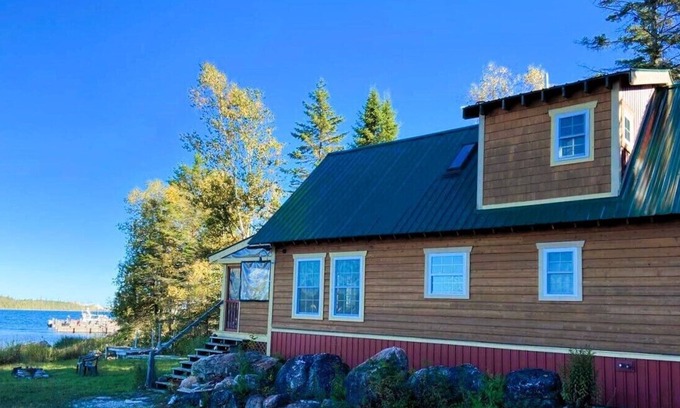 Cedarville Cabin | Home ON Lake Huron~Close to Mackinac Isl~ATV Trail