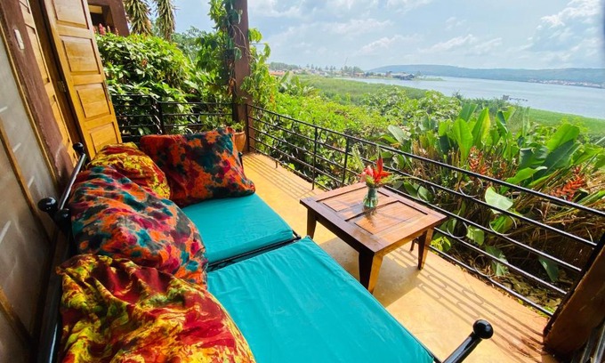Jinja Apartment | Home On The Nile water front Cottage