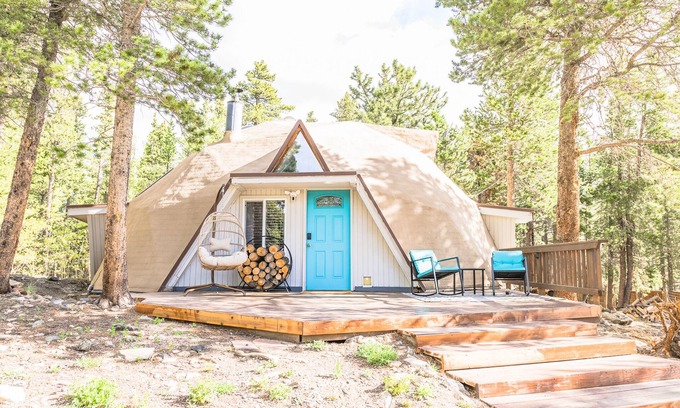 Black Hawk House | Home Sweet Dome! | Hot Tub | Casinos Skiing Hiking