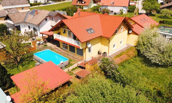 Ebenthal in Kaernten Apartment | Home Sweet Home