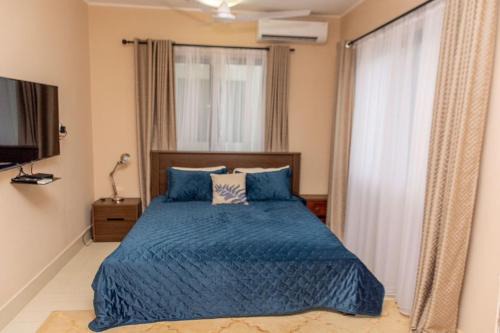 Kerr Serign Apartment | Home To Home Apartment