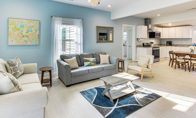 Parker House | Home w/Private Yard - Walk to Swamp Rabbit Trail