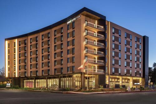 Warner Center Hotel | Home2 Suites By Hilton Woodland Hills Los Angeles