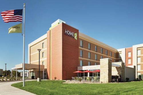 Coralville Hotel | Home2 Suites By Hilton Iowa City Coralville
