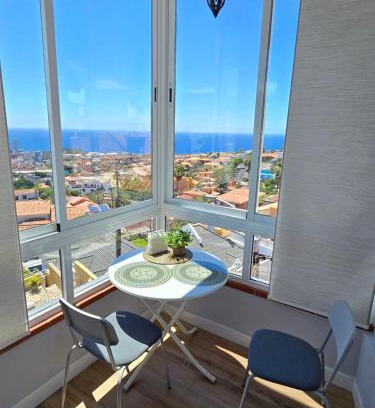 Santa Cruz de Tenerife Apartment | Home2Book Las Vistas Stay, Sea & Santa Cruz Views