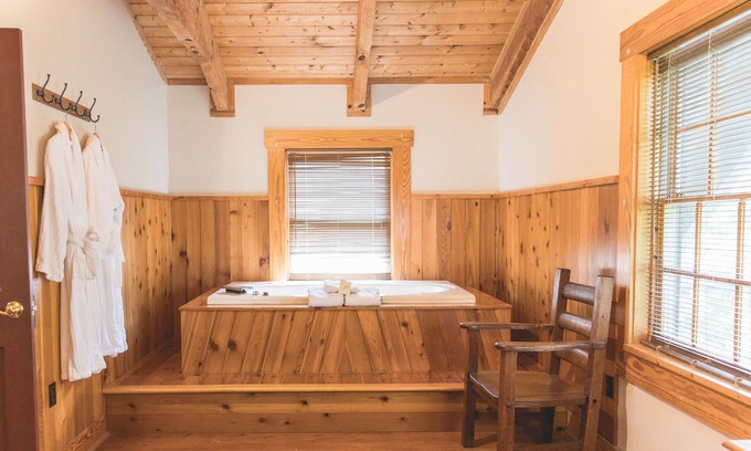 Natural Bridge House | Homeaway Lane
