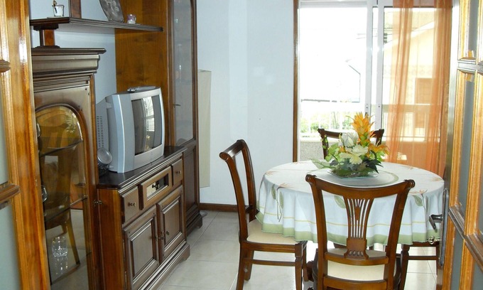Pacos De Ferreira Apartment | Homerez - Amazing appartement for 6 ppl. with balcony at Paços de Ferreira
