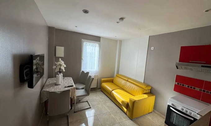 Villiers-le-Bel Apartment | Homerez - Apartment Villiers-le-Bel.