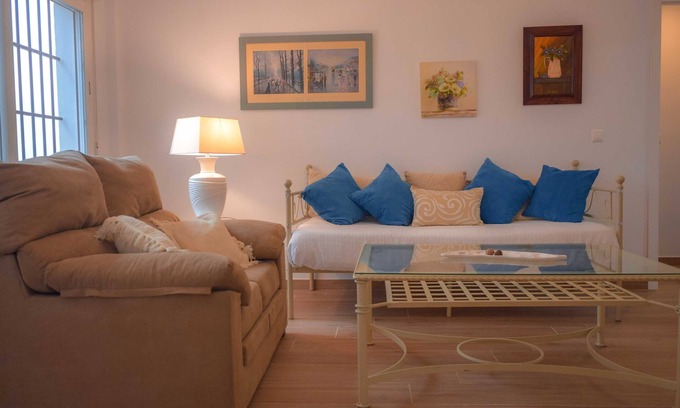 Vega del Guadalquivir Apartment | Homerez - Apartment in Peñaflor