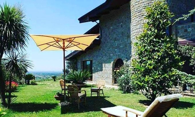 Serre Apartment | Homerez - Appartement for 9 ppl. with shared pool, sea view and terrace at Serre