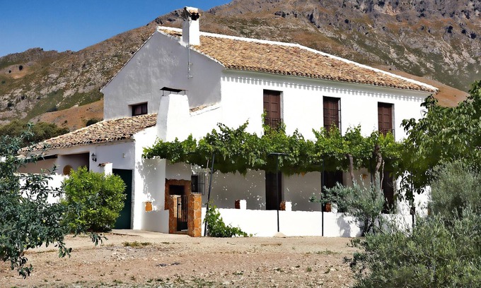 Las Lagunillas Villa | Homerez - Big villa for 12 ppl. with swimming-pool and terrace at Las Lagunillas