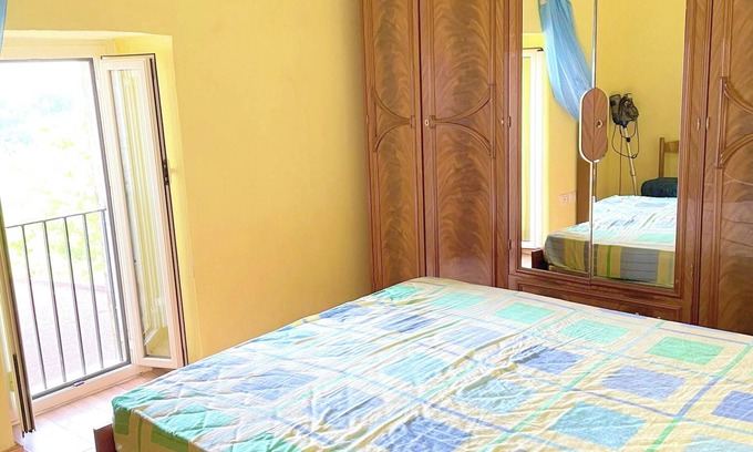 Orsogna House | Homerez - Charming House in Orsogna with Garden View