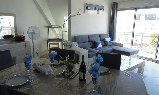 Berck-sur-Mer Apartment | Homerez - Cosy Apartment in Berck with Sea View (72m²) + Balcony