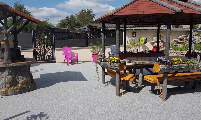 Ottonville Villa | Homerez - Elegant Villa in Ottonville with Private Pool.