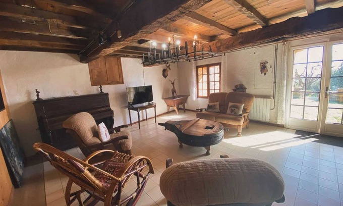 Camps-sur-l'Agly House | Homerez - House in Camps-sur-l'Agly