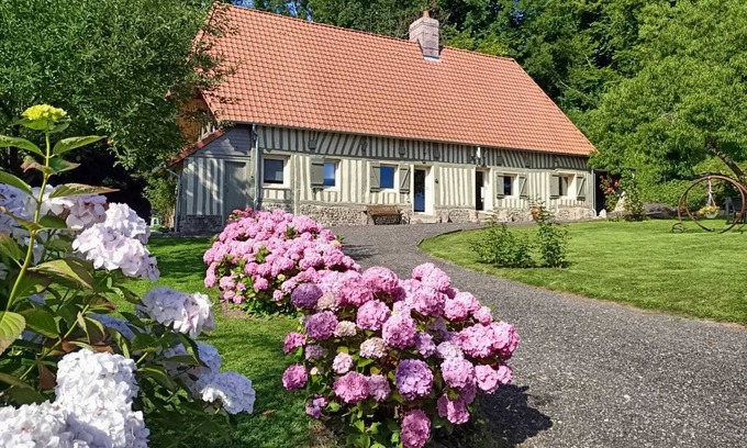 Offranville House | Homerez - House in Offranville