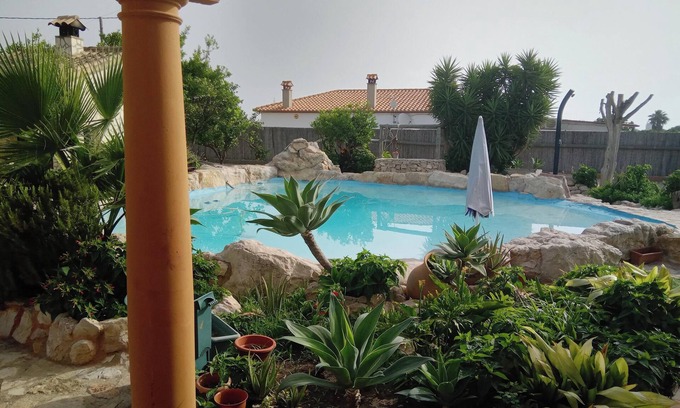 Oliva House | Homerez - House in Oliva with pool