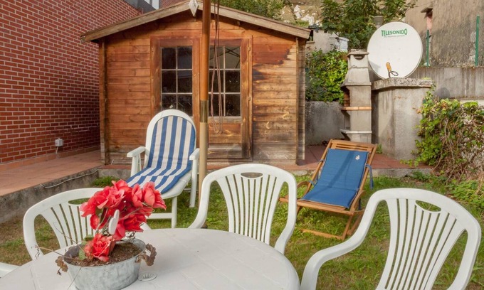 Arredondo Ski Chalet | Homerez - Nice chalet for 3 ppl. with garden at Bustablado