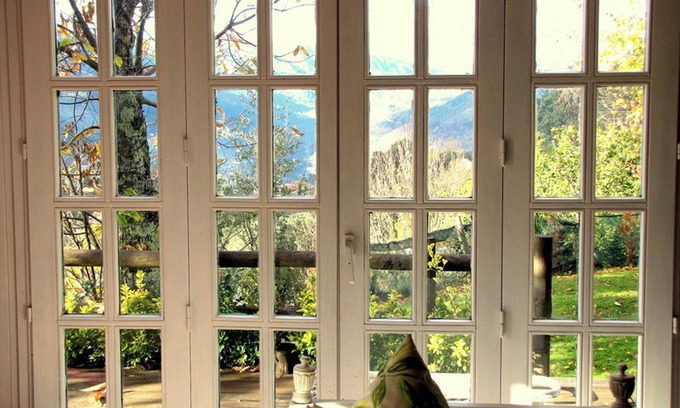 Ventosa Villa | Homerez - Spacious Villa in Ventosa with Private Pool