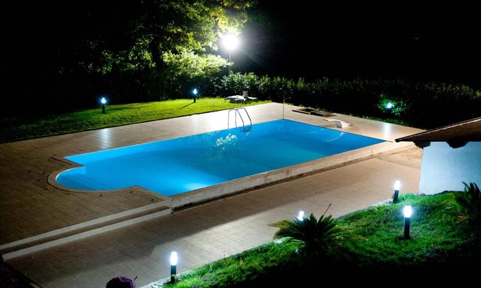 Montemiletto Apartment | Homerez - Studio for 4 ppl. with shared pool and terrace at Montemiletto