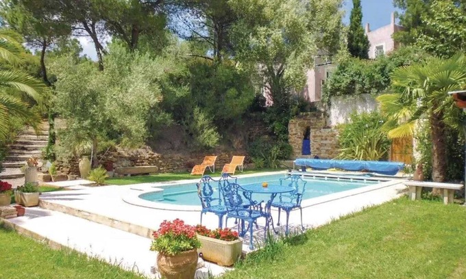 Montseret Villa | Homerez - Tranquil Villa in Montséret with Private Pool
