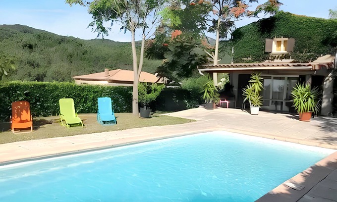 Rocher Villa | Homerez - Villa in Rocher, pool and mountain view