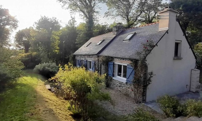 Saint-Gelven House | Homerez - Welcoming House in Bon Repos sur Blavet