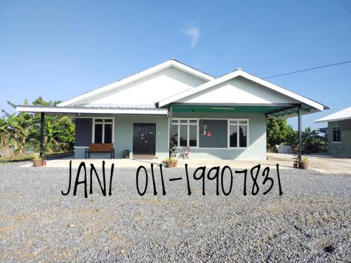 Simpang Ampat House | Homestay D' Chemumaq Arau