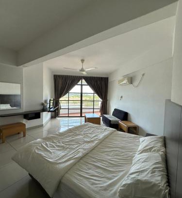 Lumut Apartment | Homestay in Marina Heights with beach view