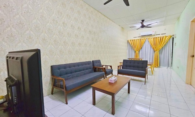 Banting House | Homestay Mahligai Cinta, Taman Banting Baru