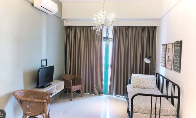 Taman Melaka Raya Apartment | Homestay Melaka at Mahkota Hotel (unit 3093) - FREE Parking & Wifi