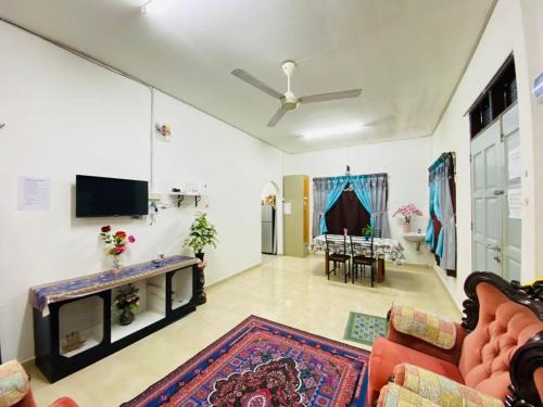 Kuala Terengganu House | Homestay Ummi Gong Badak