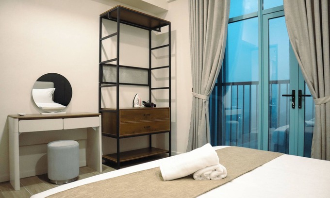 Likas Apartment | Homesuite' Home at Bay Suites