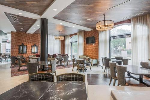 Cannonborough Elliotborough Hotel | Homewood Suites By Hilton Charleston Historic District