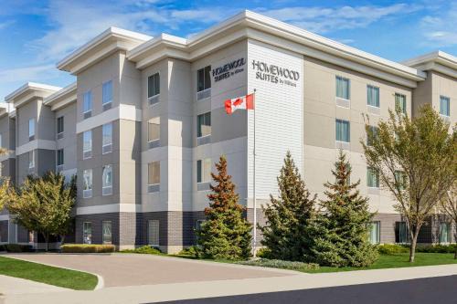 Winnipeg Hotel | Homewood Suites by Hilton Winnipeg Airport - Polo Park