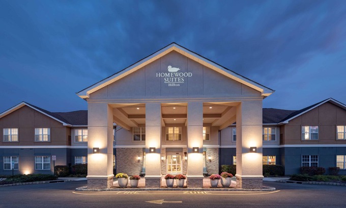 Mahwah Hotel | Homewood Suites by Hilton Mahwah