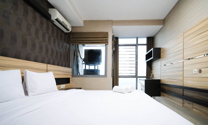 Waru Apartment | Homey And Cozy Living 2Br Apartment At Aryaduta Residence Surabaya