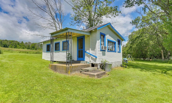 White Mills Cabin | Honesdale Cabin: 110 Shared Acres, Animal Rescue!