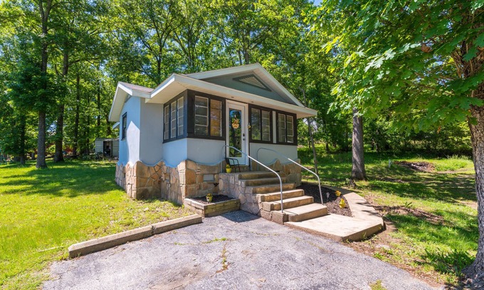 Rockaway Beach Cabin | Honey Hive in Rockaway Beach